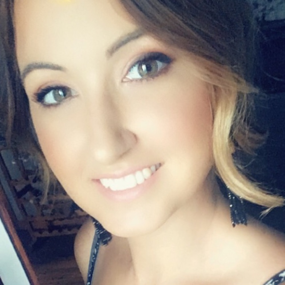 Meet your Posher, Stephanie